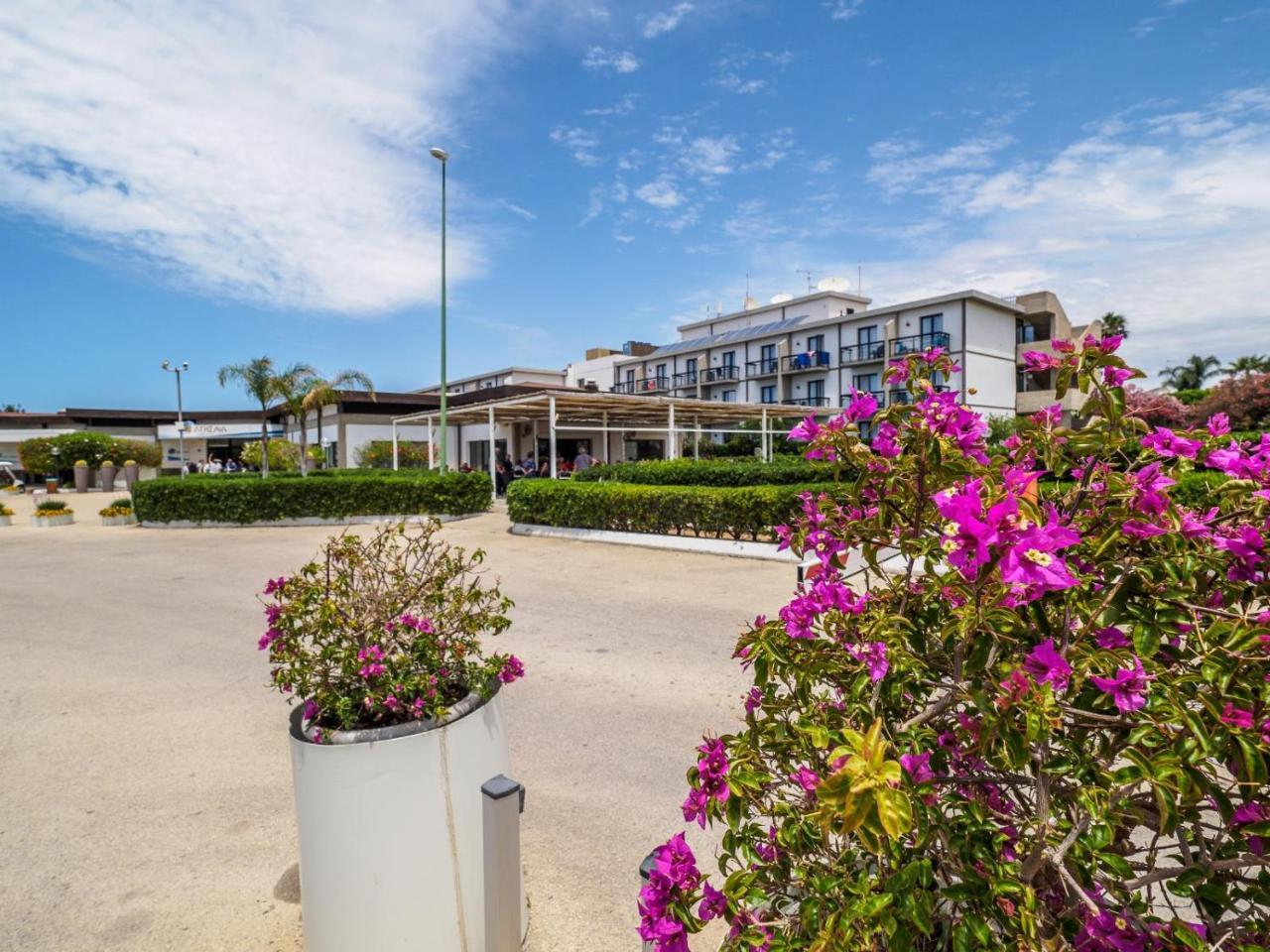 I Giardini Di Athena- Athena Resort Scoglitti Exterior photo